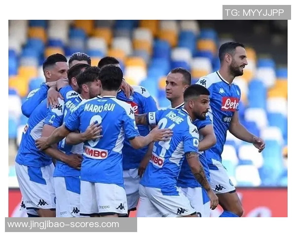 友谊赛精彩对决里昂与曼城战成平局乌龙球引发热议与转会传闻