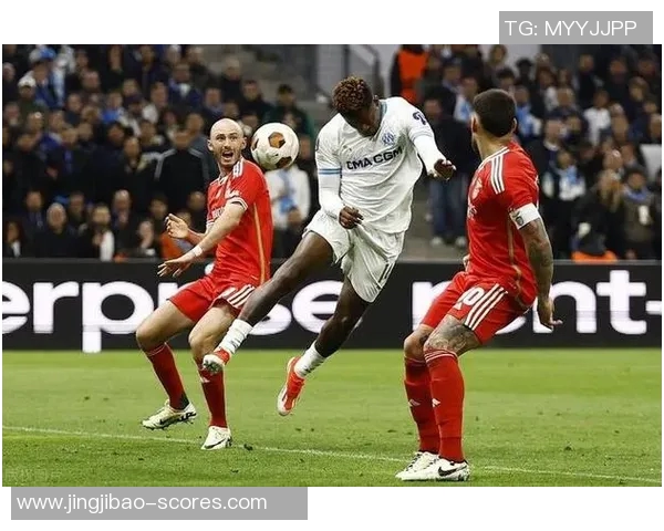 英超激战本菲卡与国米握手言和红牌事件引发全场热议