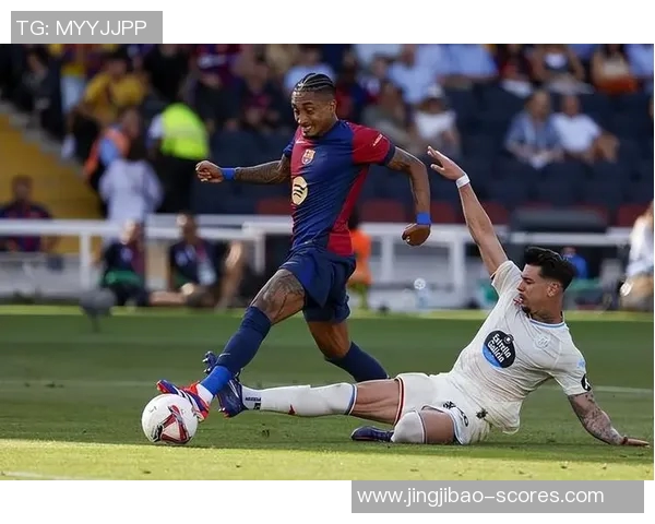 意甲激战曼联与巴萨战成平局帽子戏法点燃全场激情与转会传闻交织