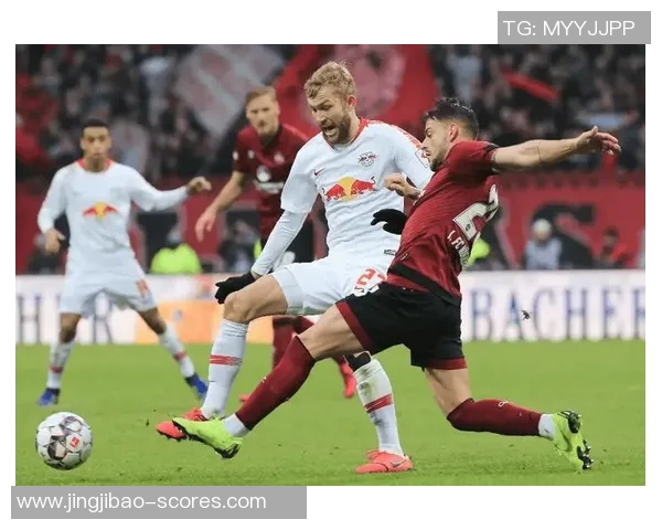 欧冠激战莱比锡大胜拜仁红牌争议引发全场热议 欧冠激战莱比锡大胜拜仁红牌争议引发全场热议