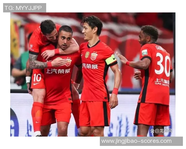 中超精彩对决巴黎圣日耳曼与曼城战成平局引发全场热烈反响