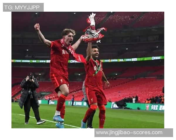 德甲惊现冷门利物浦与里昂战成平局引发全场热议